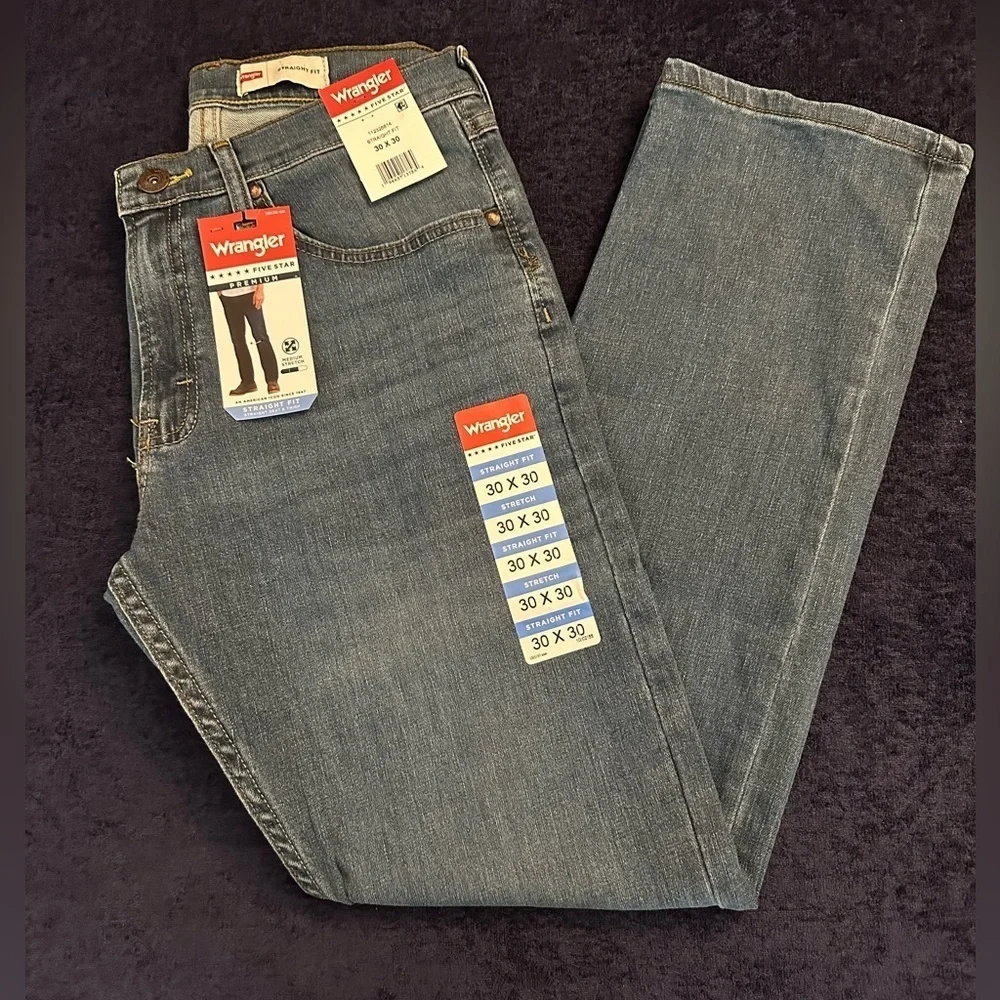 Wrangler Men's Straight  Fit Light Blue Jeans